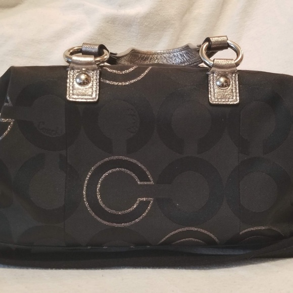 Coach Poppy Collection - Picture 6 of 6
